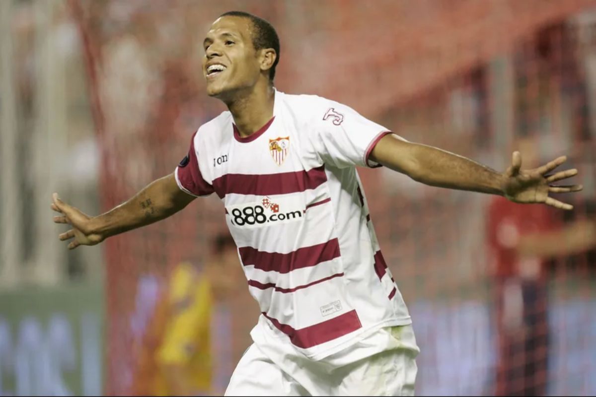 Luís Fabiano decidiu o clássico!